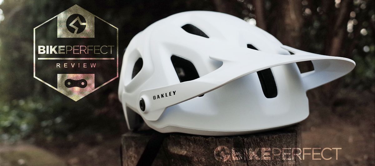 Oakley DRT5 helmet review