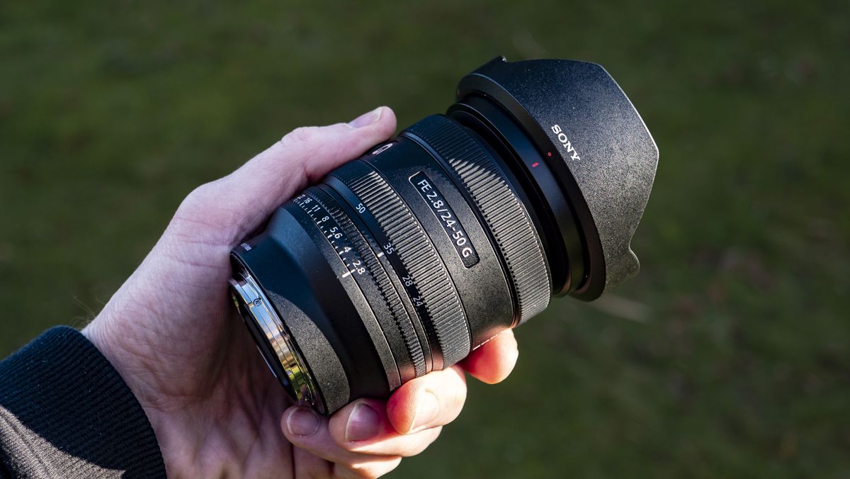 Sony FE 24-50mm F/2.8 G review: the right fit