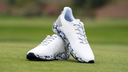 A picture of the G/Fore MG4+ golf shoes