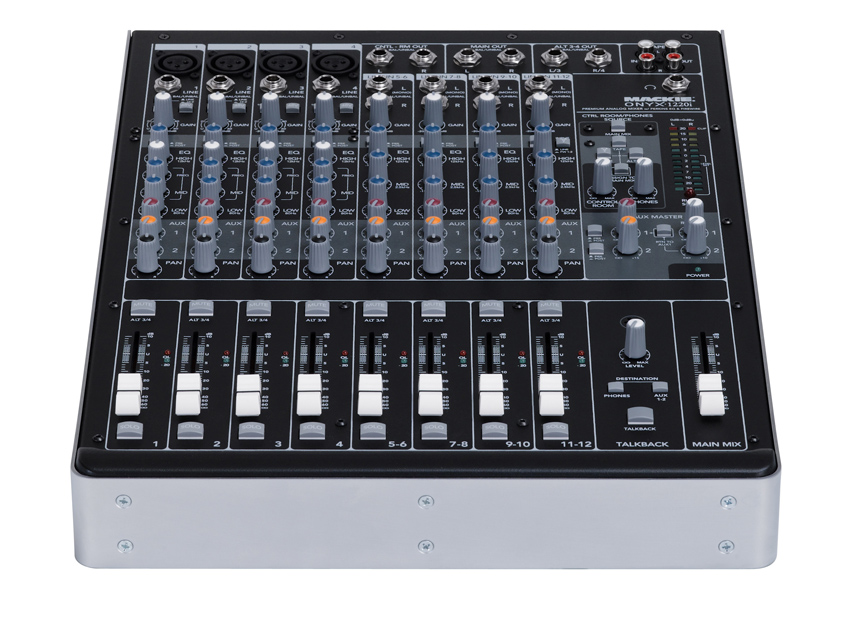 The 1220i is one of four Onyx-i mixers.