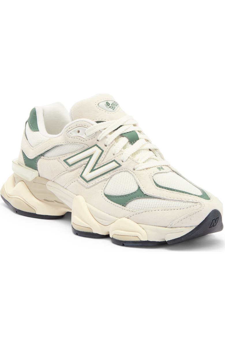 Gender Inclusive 9060 Sneaker