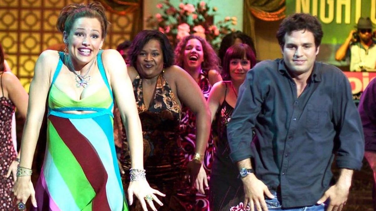 Jennifer Garner and Mark Ruffalo dancing to Thriller in 13 Going on 30 