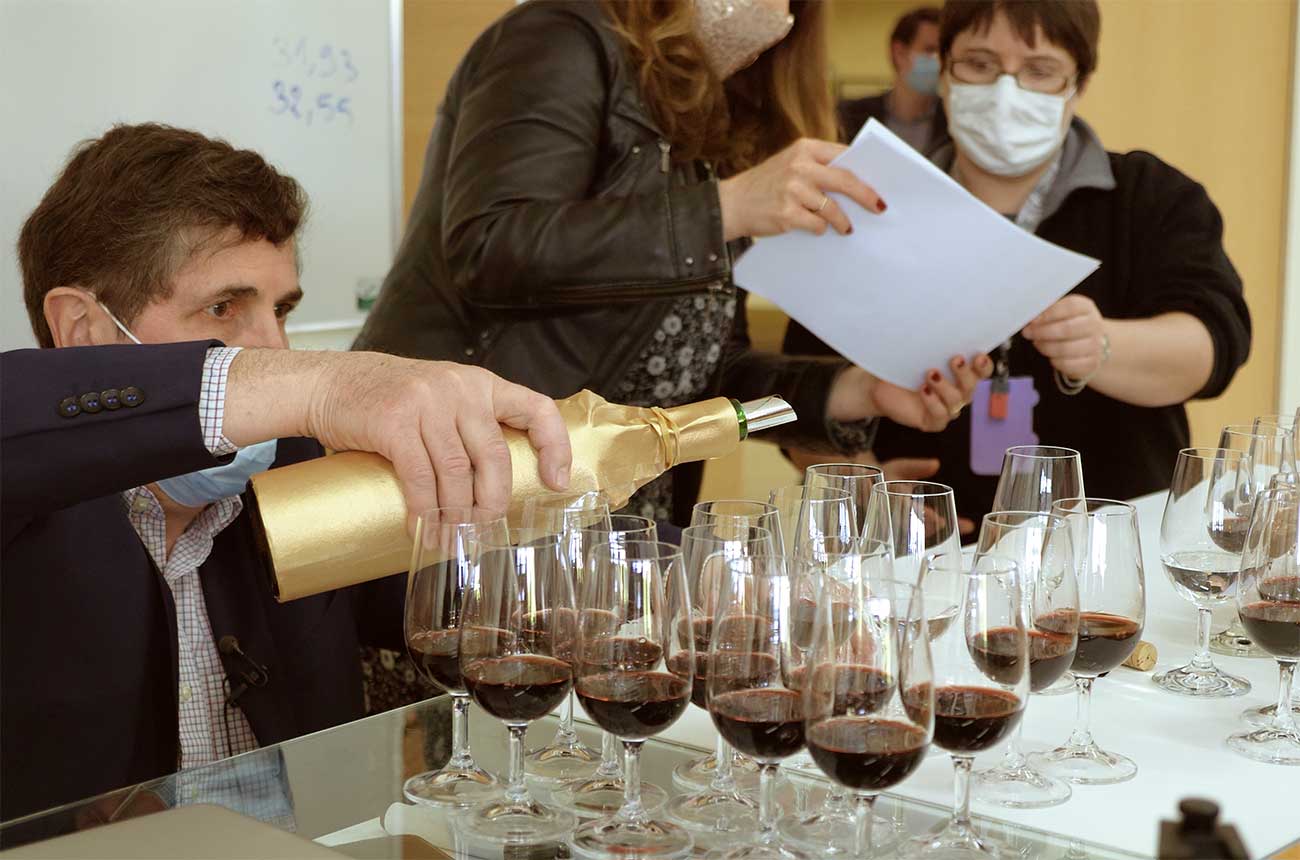 petrus space wine tasting at ISVV in Bordeaux