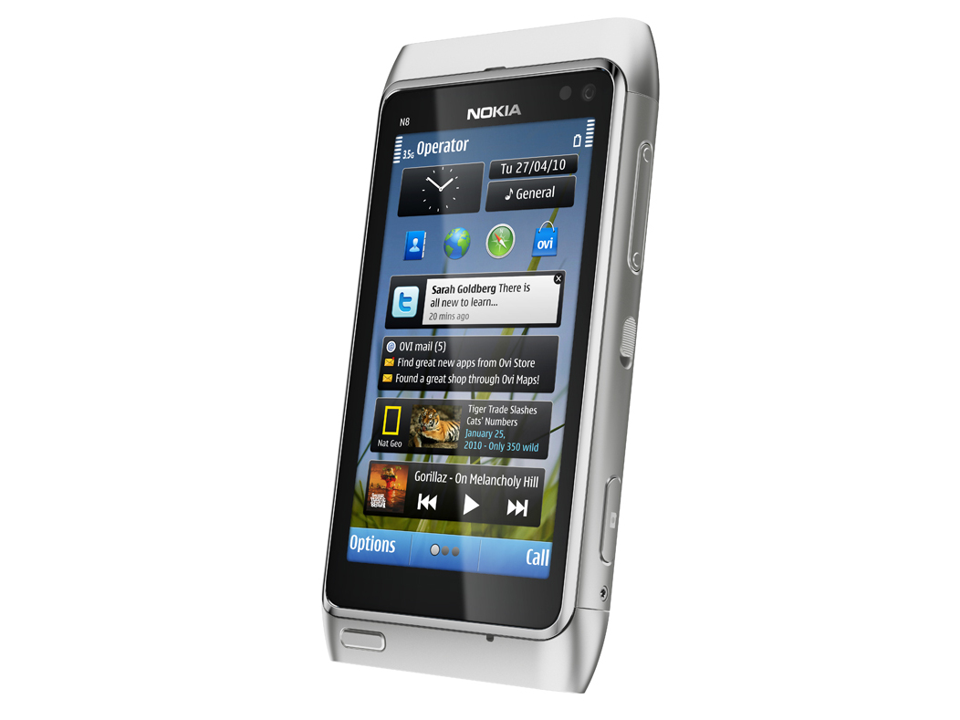 Nokia N8