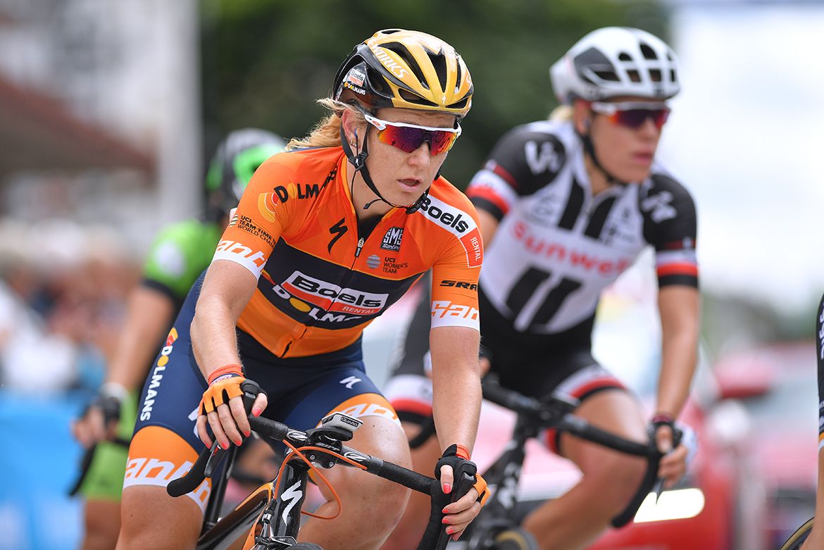 Amy Pieters in the peloton