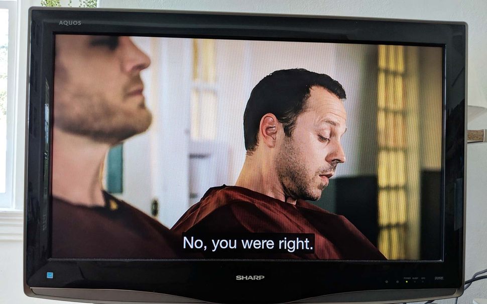 how to get closed captioning on amazon prime video