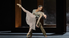 Akane Takada as Rezia and Marcelino Sambé as Septimus in Woolf Works