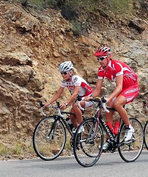 Emily Batty (Trek Bicycle Store) and Todd Wells (Specialized) handle the climb easily.