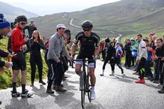 Andrew Feather wins the 2023 National Hill-Climb Championship on the Struggle