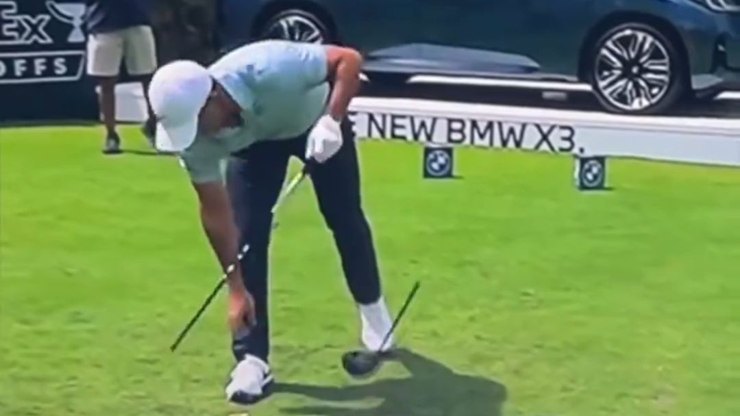 Rory McIlroy&#039;s driver snaps at the BMW Championship