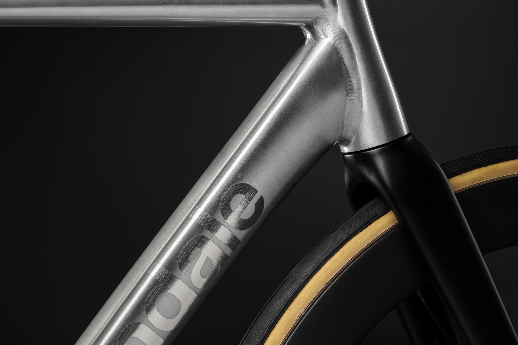 Welds on the Cannondale CAAD14