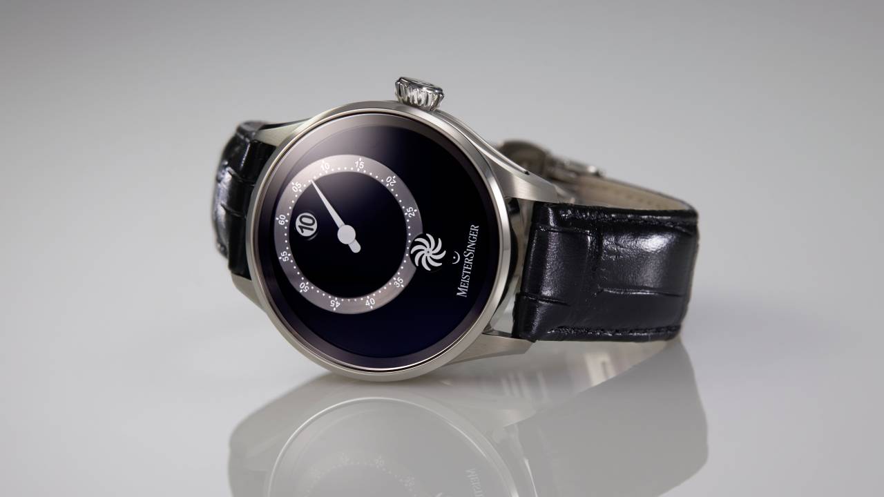 MeisterSinger Panthero Jumping Hour