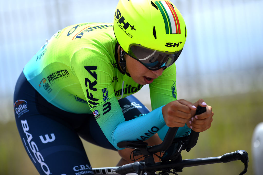 CAGLIARI ITALY  JUNE 30 Sofia Collinelli of Italy and Team Aromitalia Basso Bikes Vaiano sprints during the 33rd Giro dItalia Donne 2022  Stage 1 a 47km individual time trial stage from Cagliari to Cagliari  ITT  GiroDonne  UCIWWT  on June 30 2022 in Cagliari Italy Photo by Dario BelingheriGetty Images