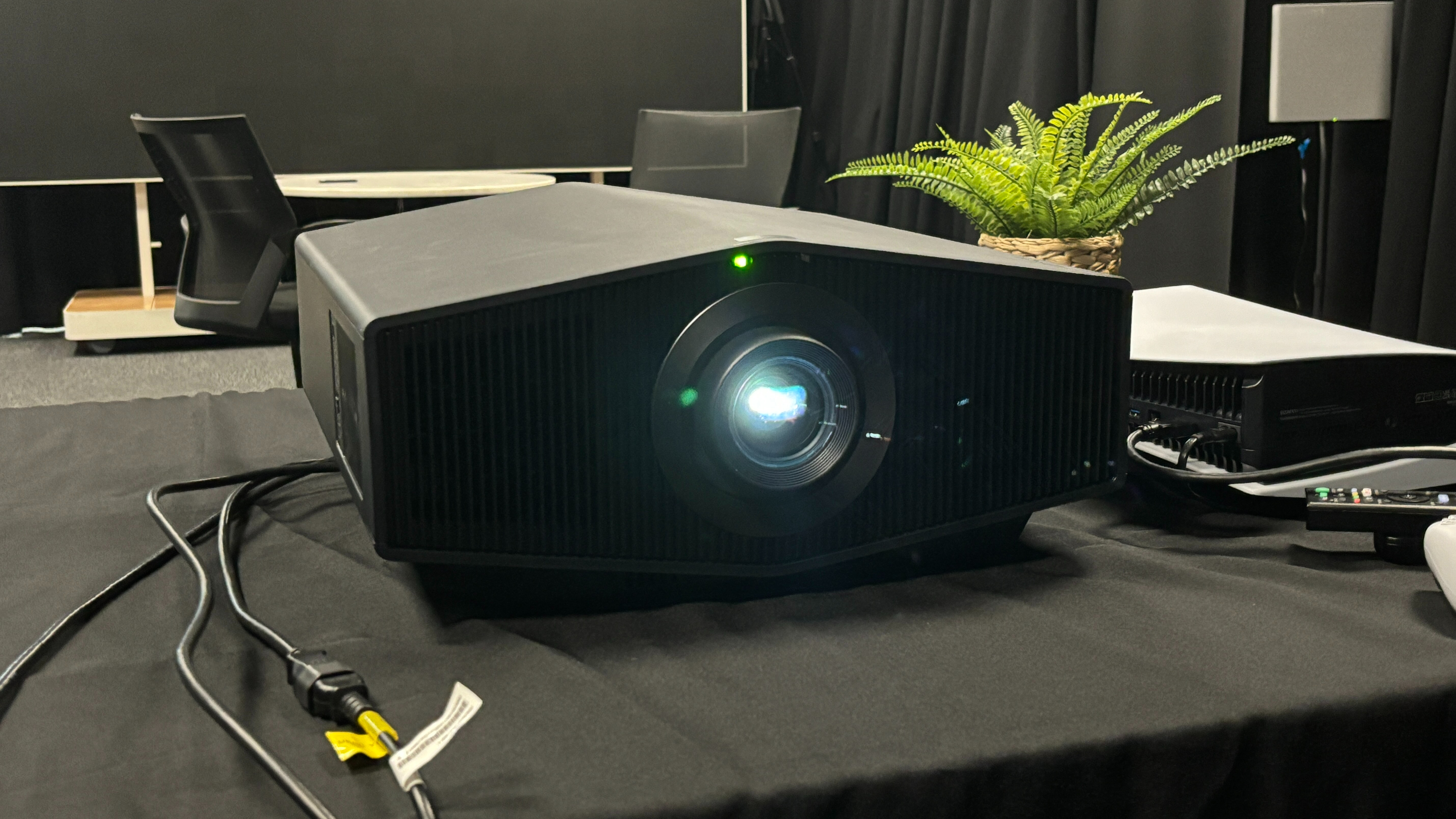 Sony Bravia Projector 9 (VPL-XW8100ES)