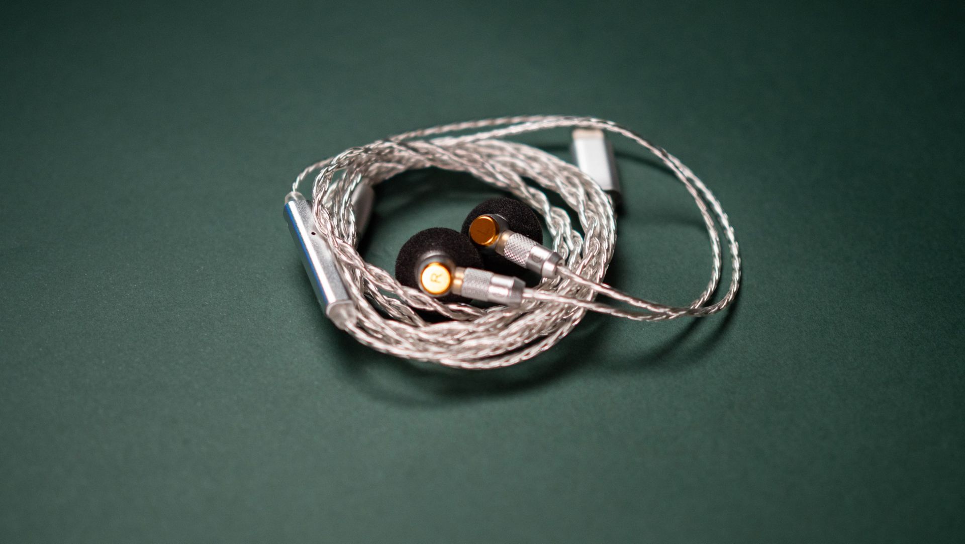Sivga M260 flat-head buds