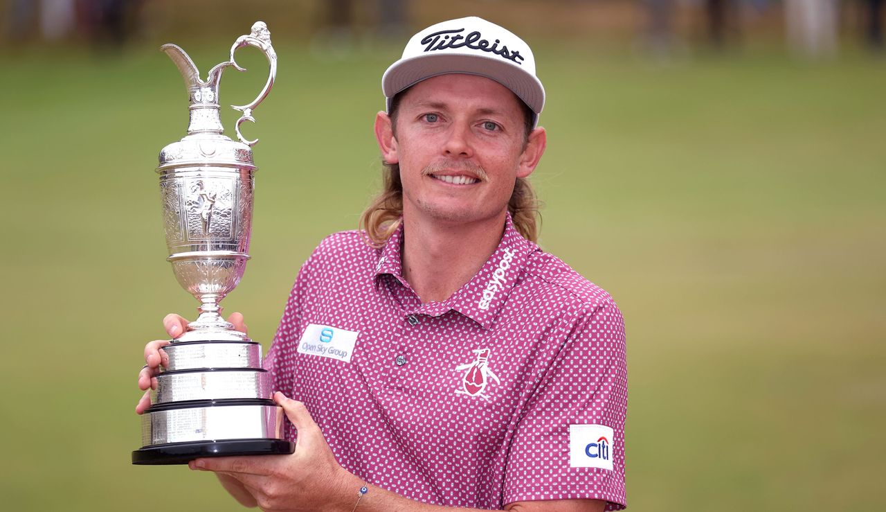 Smith holds the Claret Jug