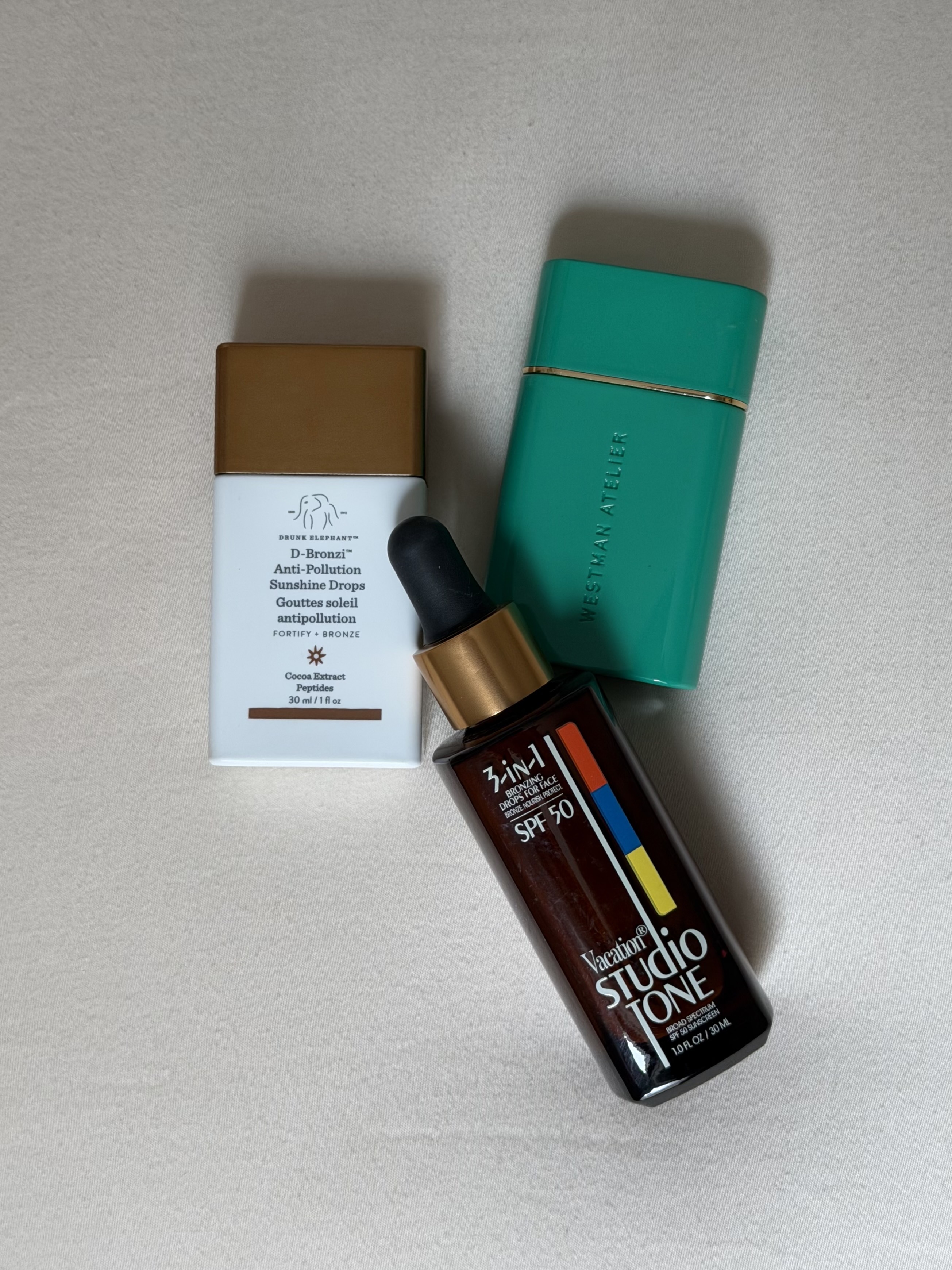 An image of a pile of bronzing drops.