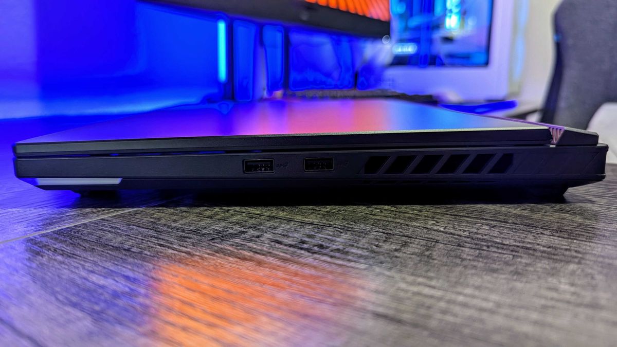Image of the ASUS ROG Strix G16 (2025, AMD) gaming laptop.