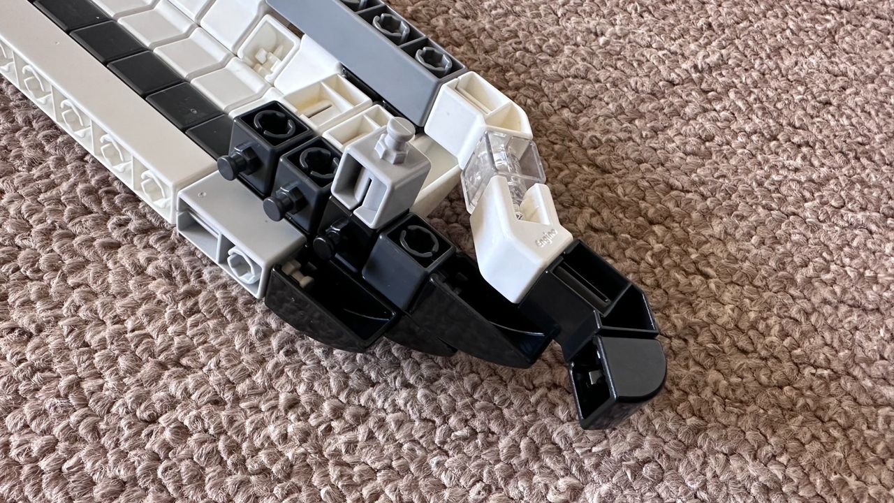 Engino Challenger Space Shuttle-build in progress (4)