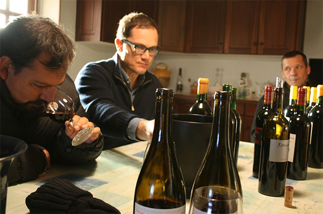 Pedro Parra and Antonio Morescalchi taste at Domaine du Prince in Cahors