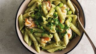 pesto pasta salad with edamame and grilled chicken