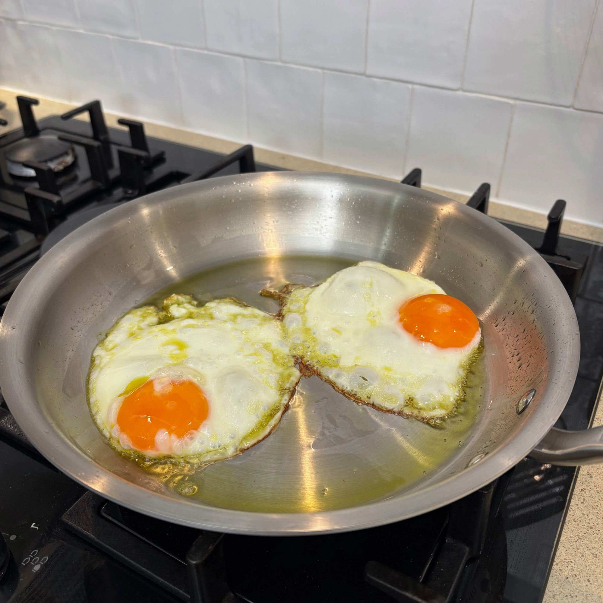 Testing the 'Made In' Stainless Steel Cookware Set at home