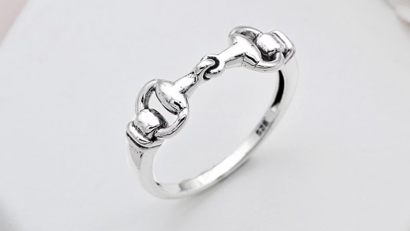 A Touch Of Silver Snaffle Ring