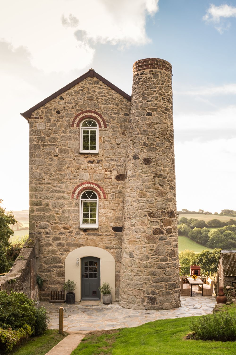 Explorez une salle des machines reconvertie du XIXe siècle à Cornwall