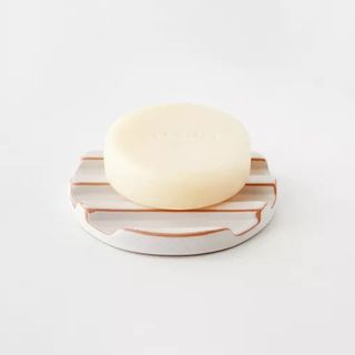 Ceramic, ridge design soap dish