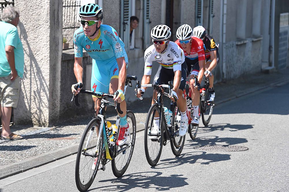 Lieuwe Westra (Astana) leads breakaway