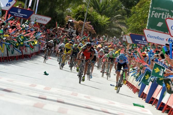 Gilbert and Martin sprint for the line for fifth place