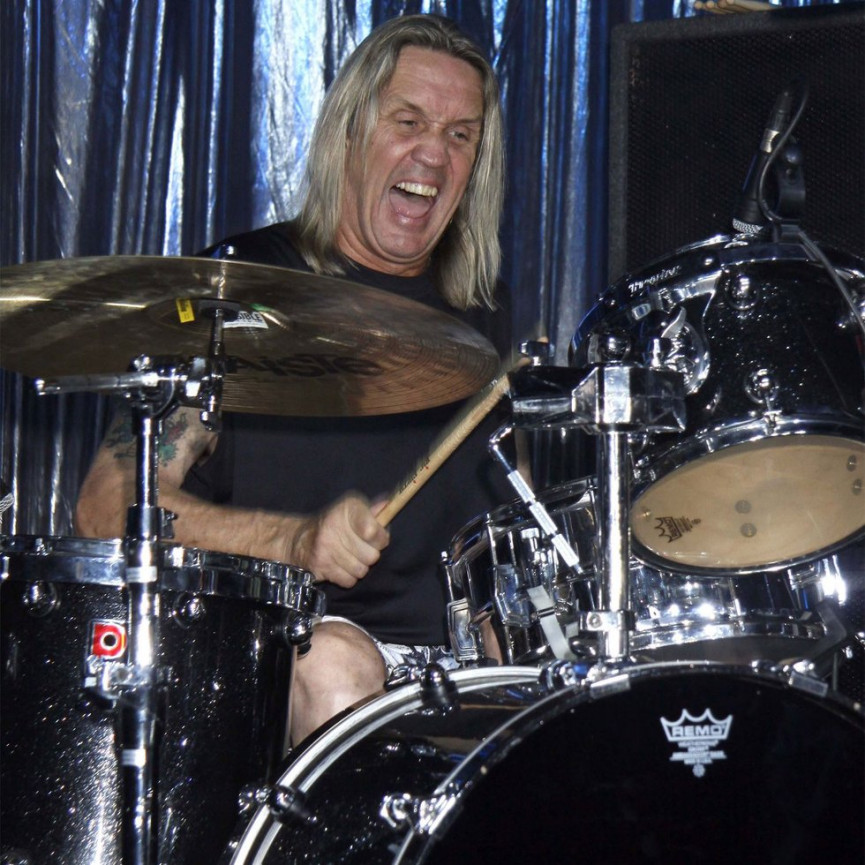 40-pieces-of-wisdom-from-iron-maiden-lyrics-12-1556678400-yLc4-column-width-inline