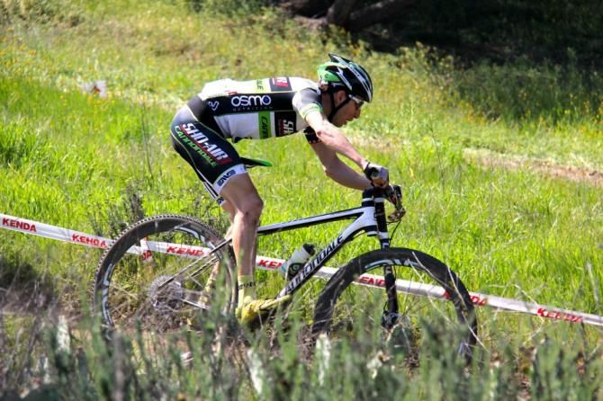 Jeremiah Bishop (Sho-Air/Cannondale) stretches the lead