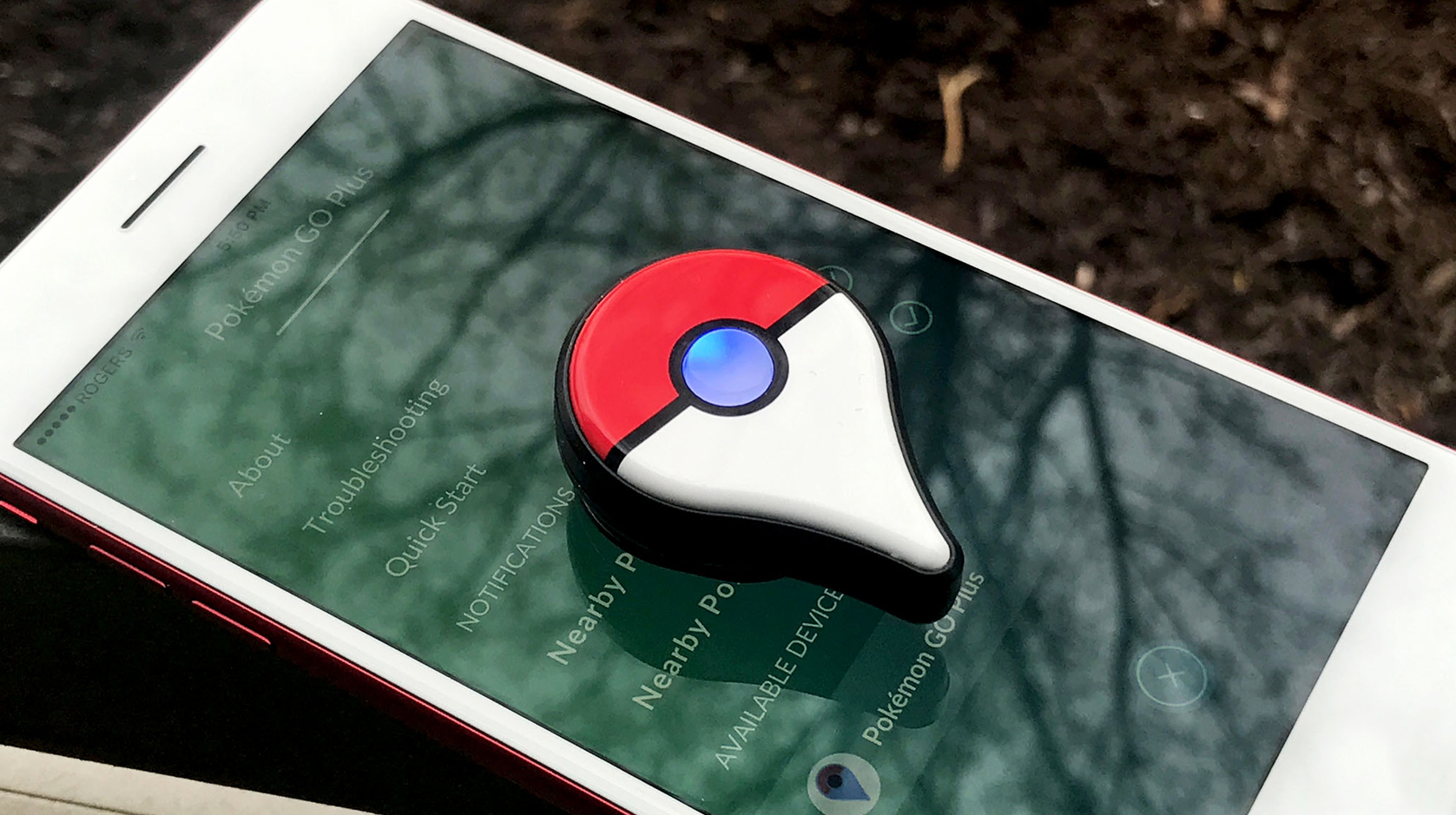 Pokemon Go Plus on iPhone