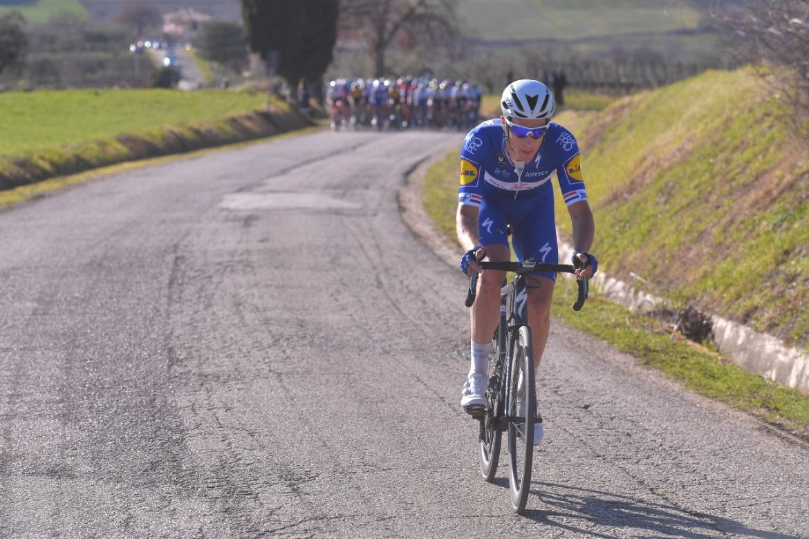 Niki Terpstra (Quick-step Floors) on the attack