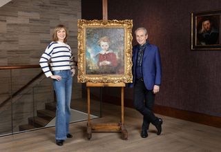Fiona Bruce and Philip Mould with possible Joshua Reynolds painting.