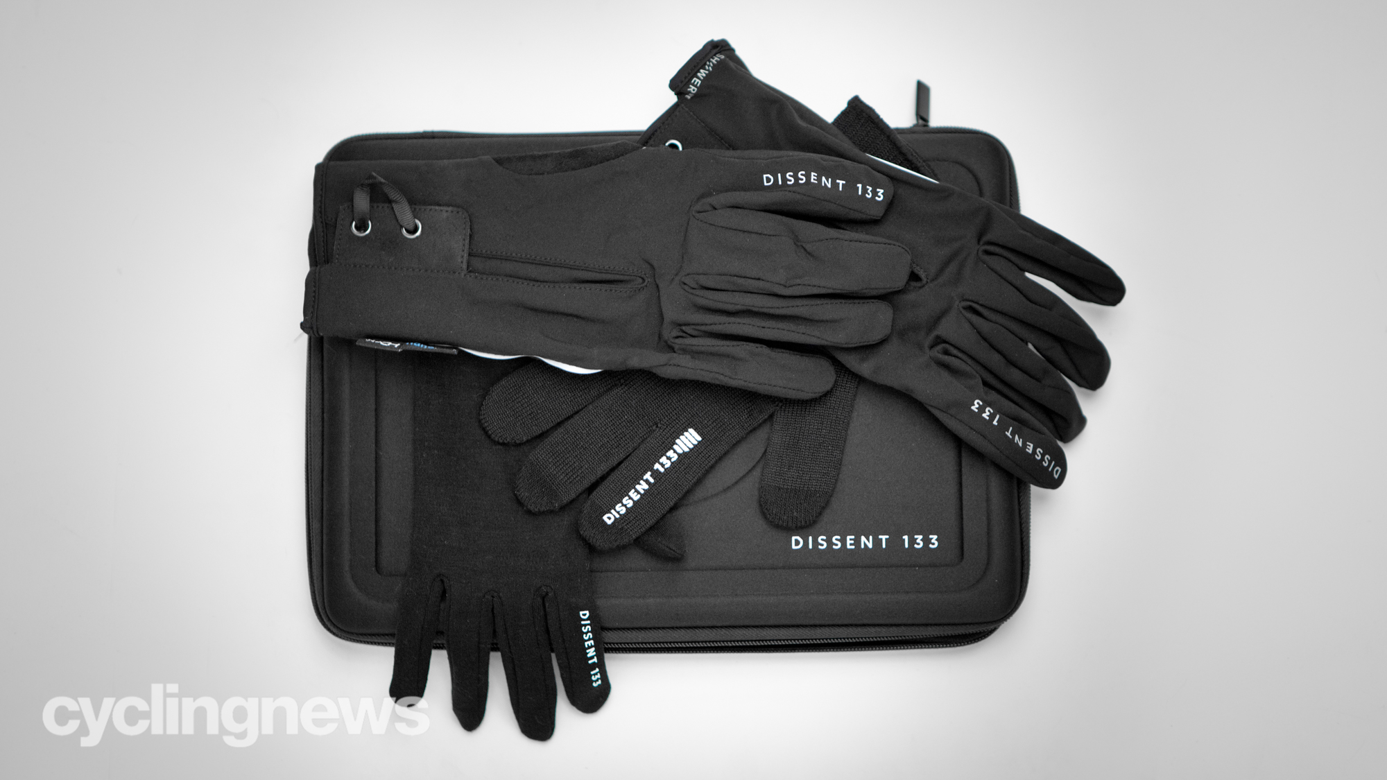 Dissent 133 Layered Glove System