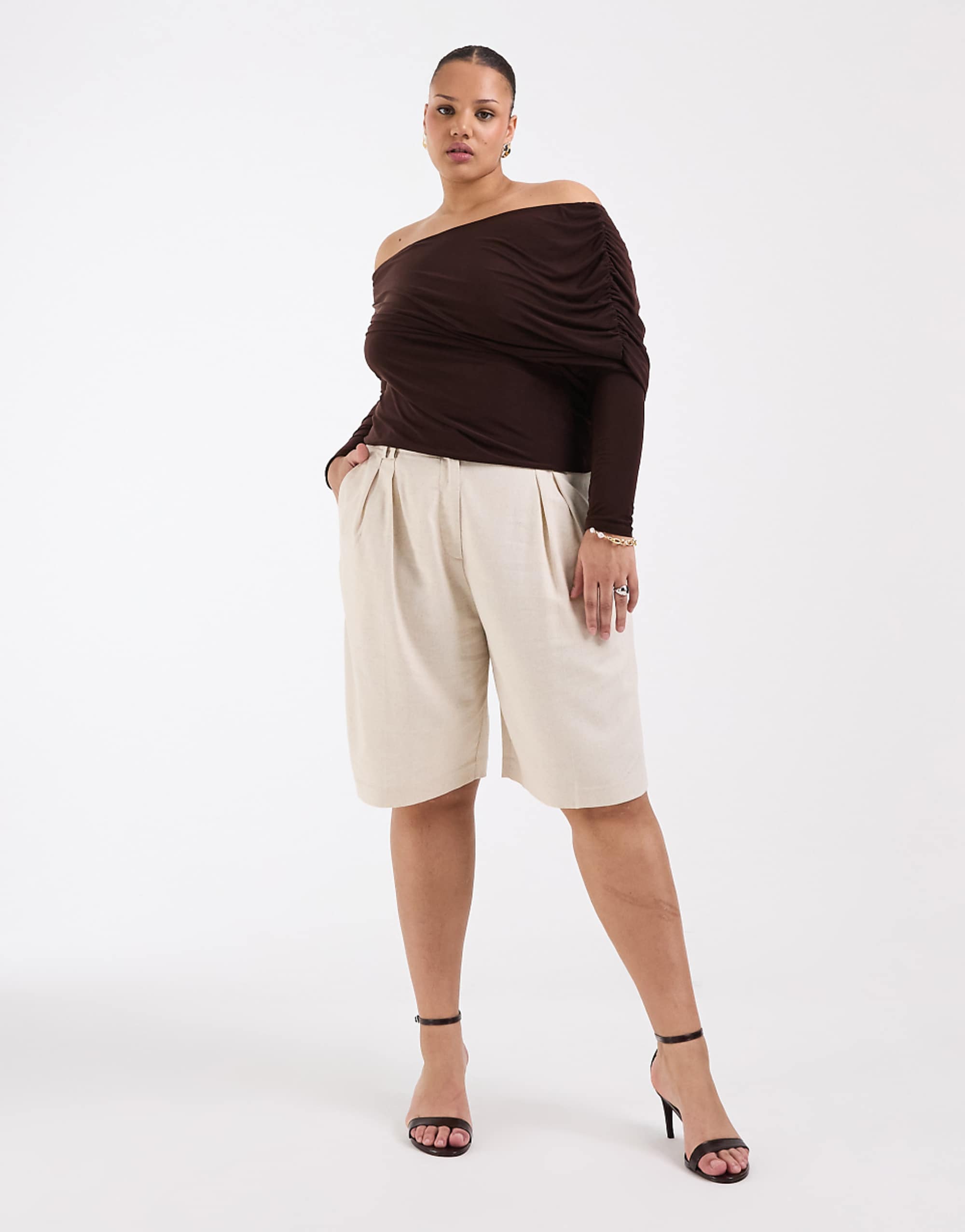 Asos Design Curve Tailored Bermuda Shorts With Linen in Natural