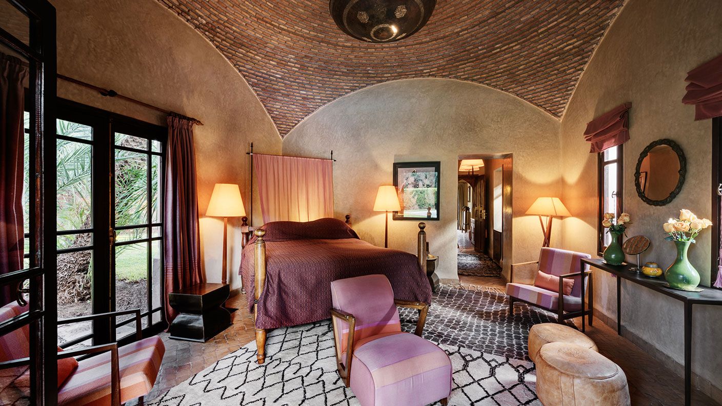 Pavillion Pool Suite interior