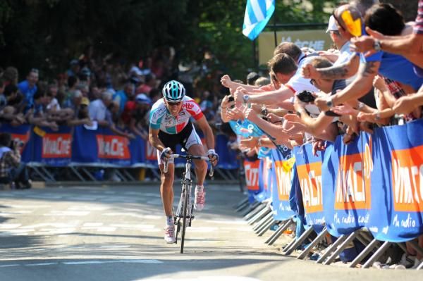 There was nobody in sight as Philippe Gilbert (Omega Pharma-Lotto) rounded the final bend.