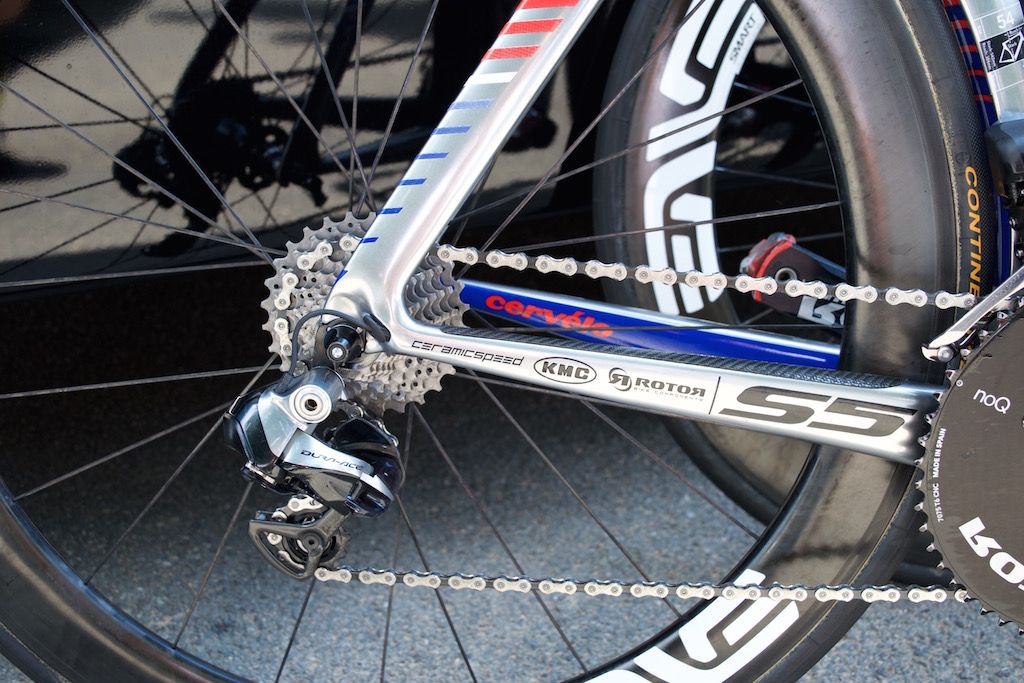 The bladed tubing continues on the rear end along with the Norwegian colours