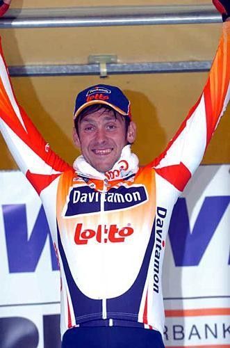 Nico Mattan (Davitamon-Lotto) on the podium after winning