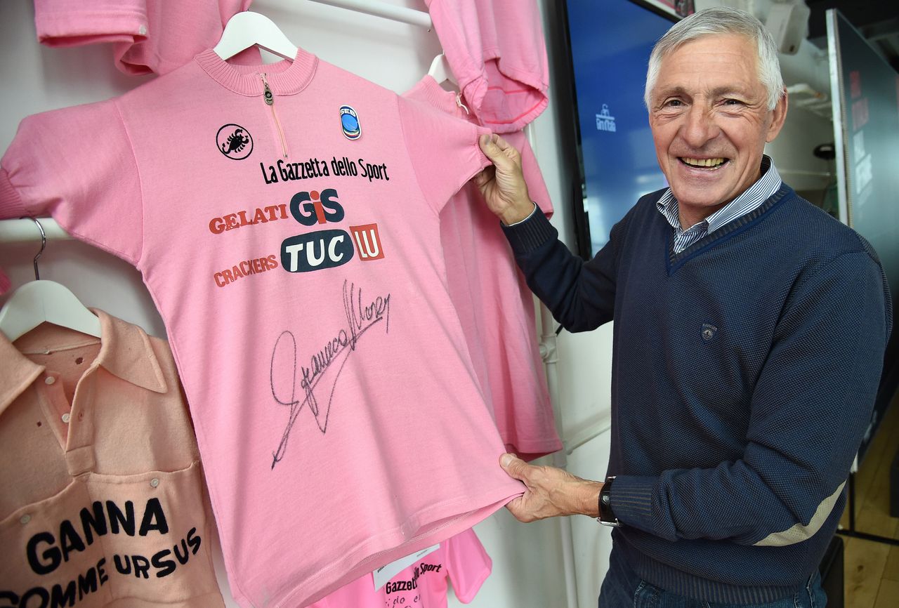 Francesco Moser inducted to the Giro d'Italia hall of fame