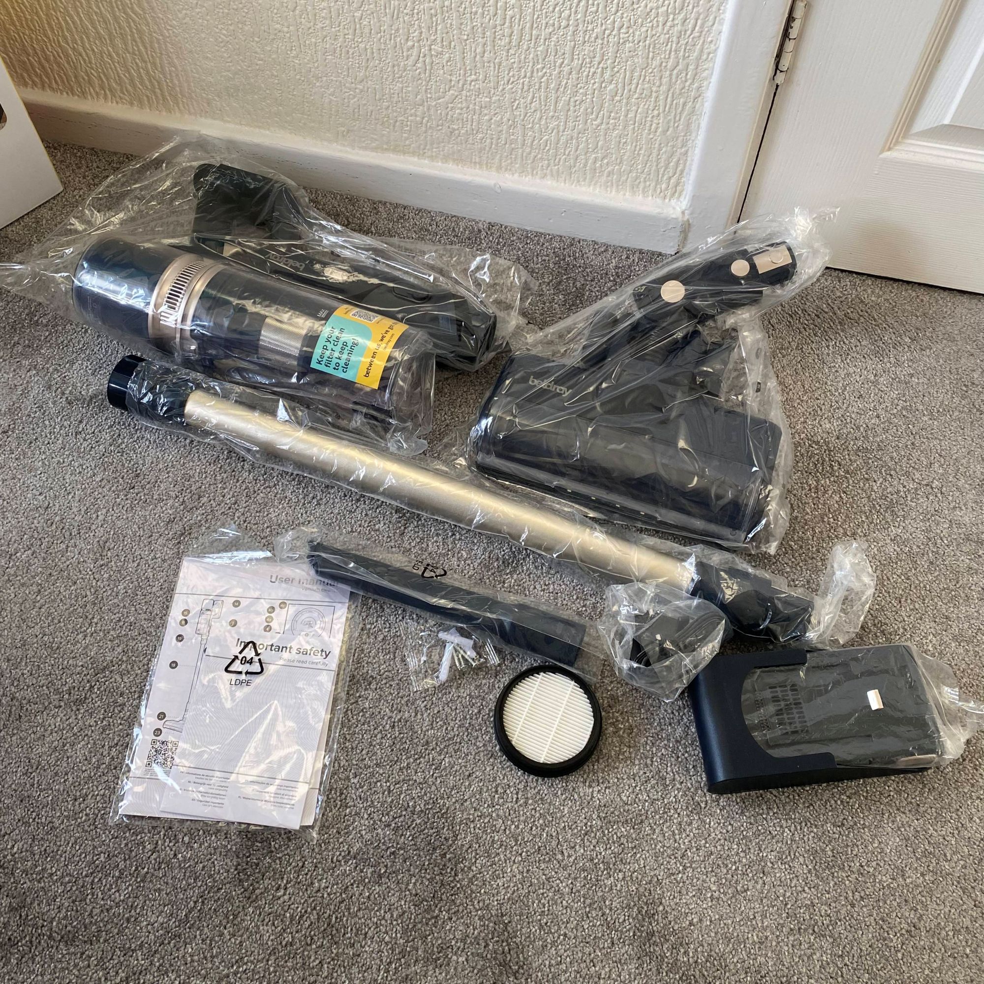 Beldray Airfinity Cordless Vacuum review - components