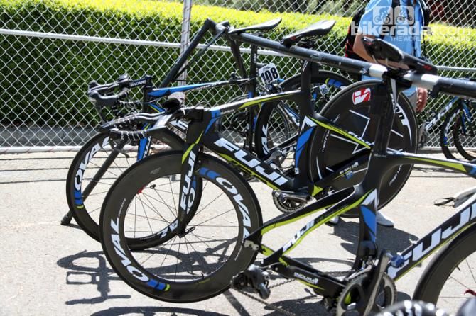 Team NetApp had both their new Fuji Norcom Straight time trial machines and Altamira road bikes at the ready before the start of the stage.