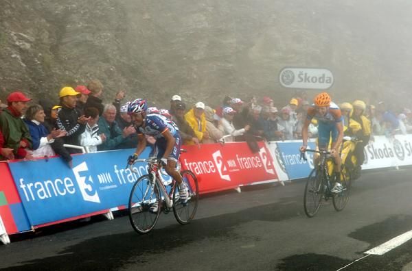Rodriguez leaves Hesjedal behind as the top of the climb nears.