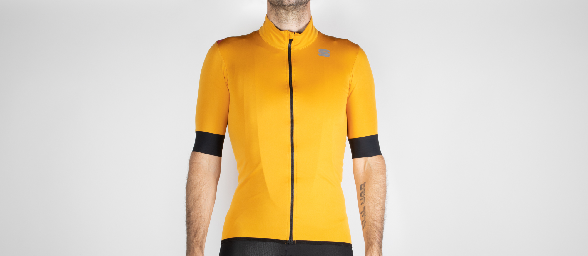 Save money with the Sportful Fiandre Light NoRain Short Sleeve 