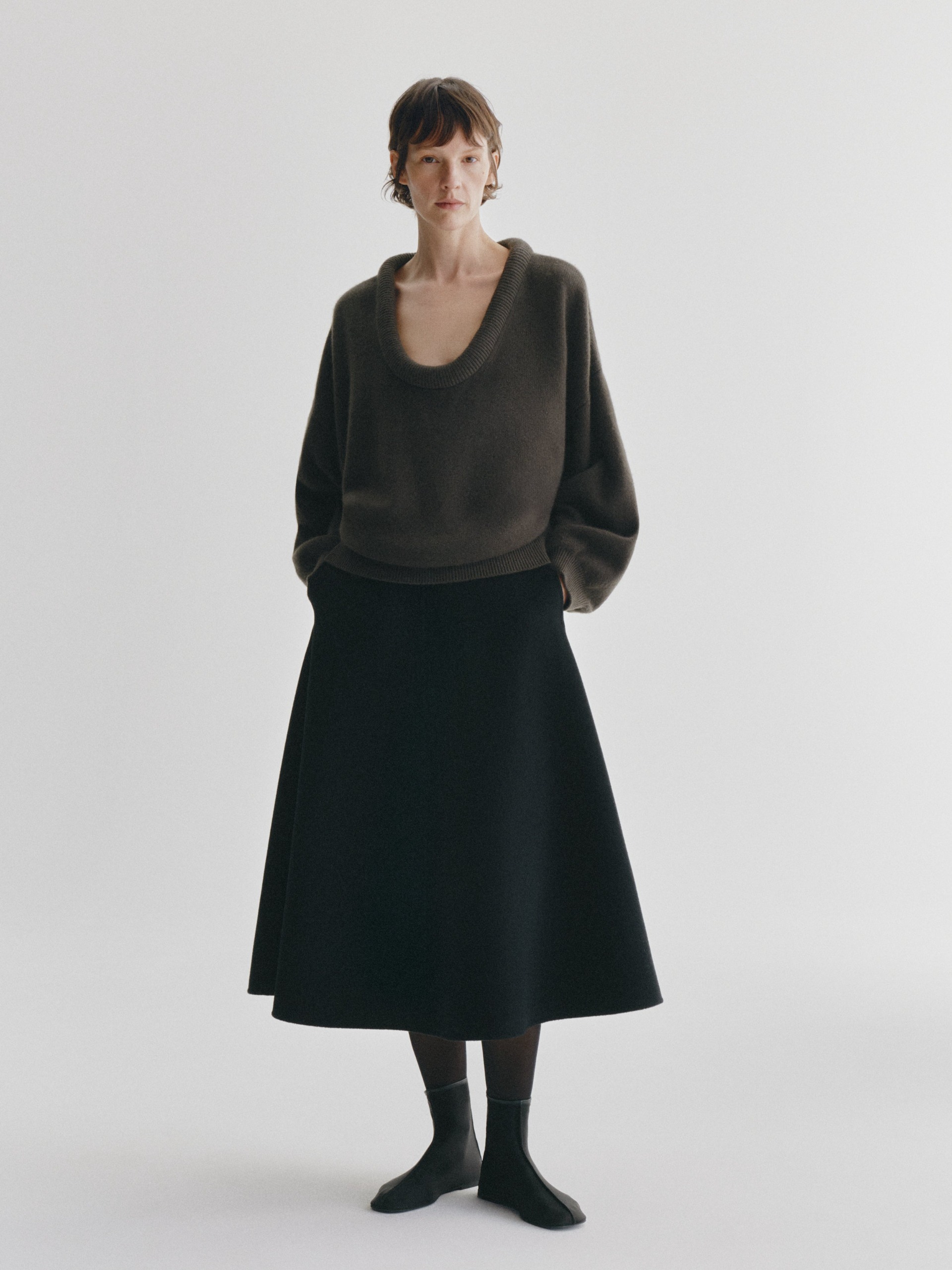 Doria Sweater Black | Cashmere | Lisa Yang