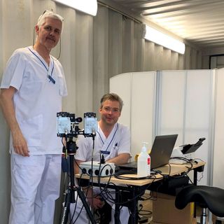 The camera technology was tested during the pandemic, by Professor Ronny Gunnarsson and PhD student Stefan Malmberg, both Specialized Physicians.