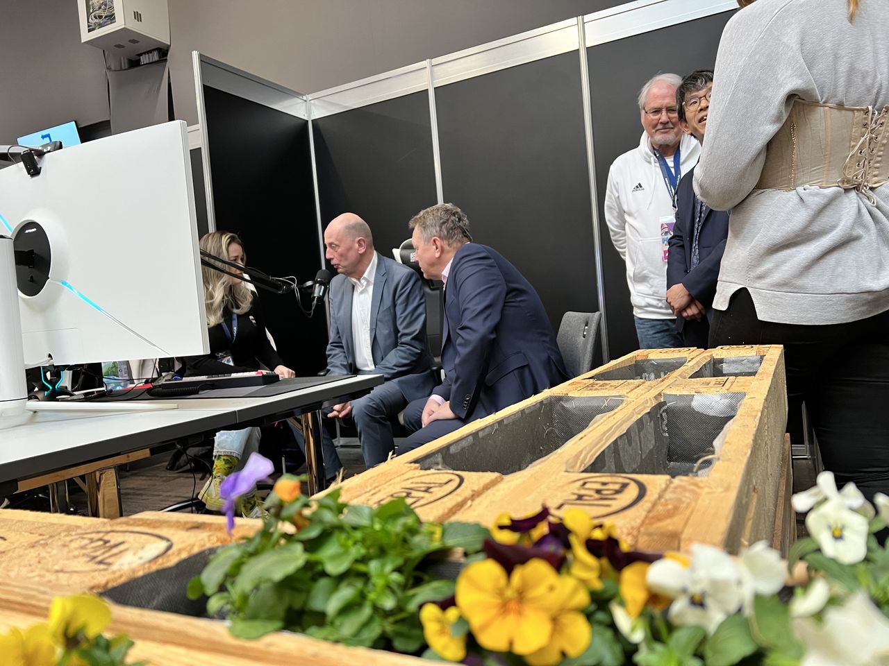MAG-C; Th&uuml;ringischer Ministerpr&auml;sident f&uuml;r Wirtschaft und Wissenschaft